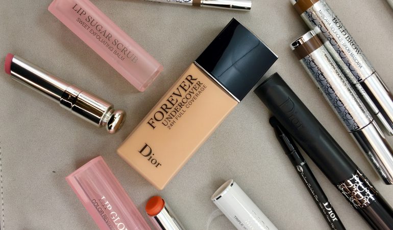 Novedades de Dior: la base Forever Undercover y el bálsamo para labios Lip Glow